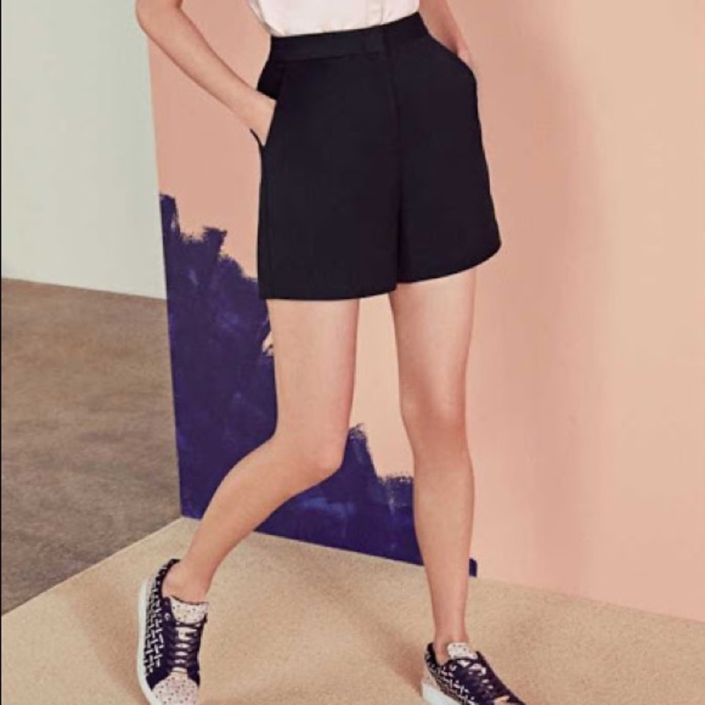 Ted Baker Tilli CBN Navy Shorts size 6